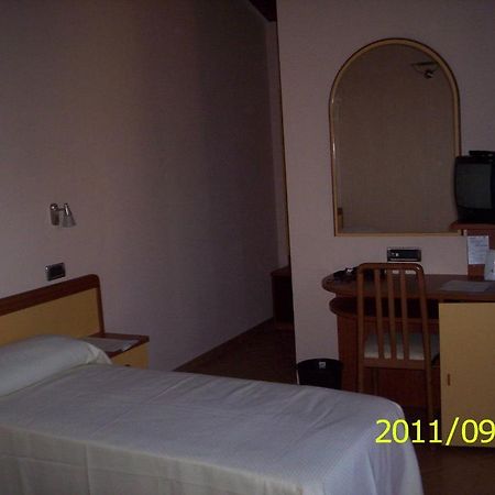 Villa Gioconda Resort Migliarino Buitenkant foto
